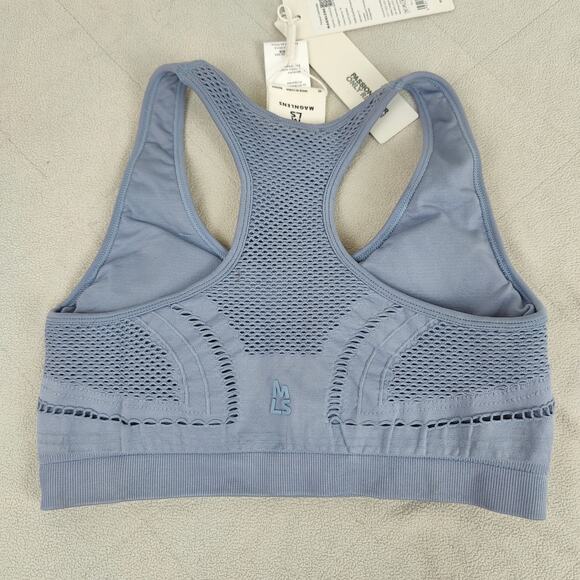Magnlens Seamless Sports Bra Womens XS Sea Ice Light Blue Eyelet Racerback NWT - Picture 3 of 7